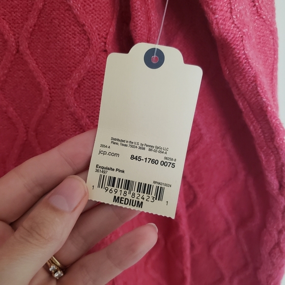 NWT St Johns Bay Pink Cable Knit Crewneck Sweater size Medium - Picture 4 of 6